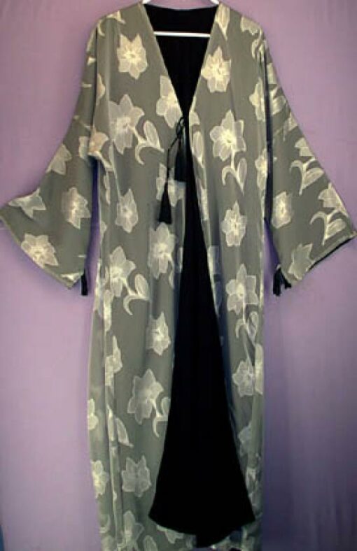 Reversable Khalije Style Abaya with matching shayla ab112