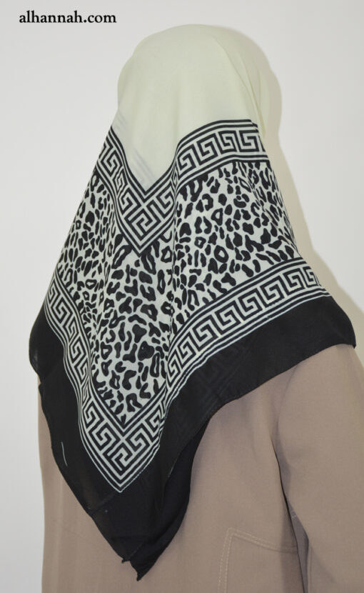 Square Hijab with Leopard Print Border hi2020