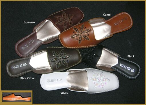 Embroidered Leather Slides so501