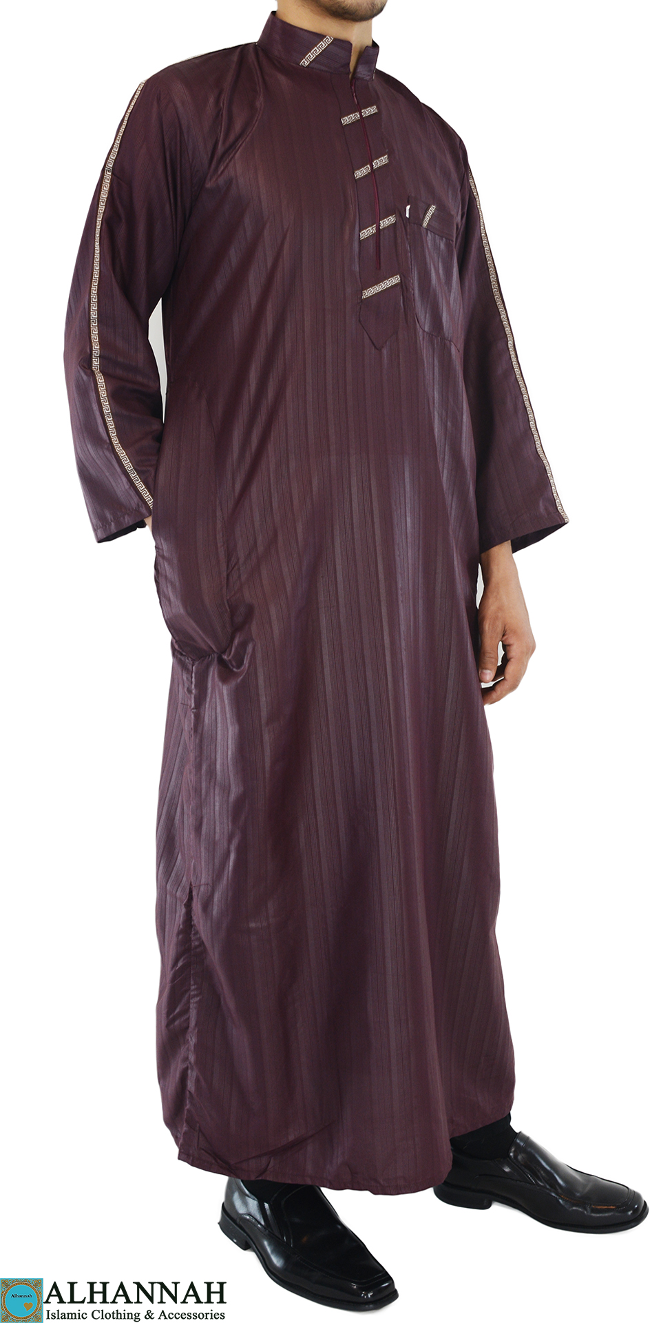 Amani Mens Thobe with Zipper up front and unique Embroidery me706