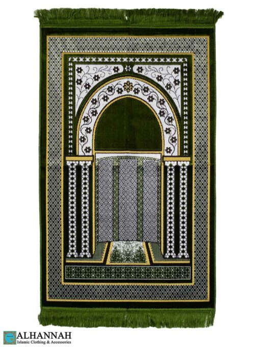 Prayer Rug with Arched Mihrab Design in Pine