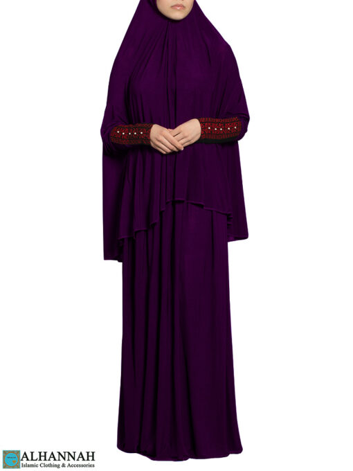 Prayer Outfit with Palestinian Embroidery in Plum