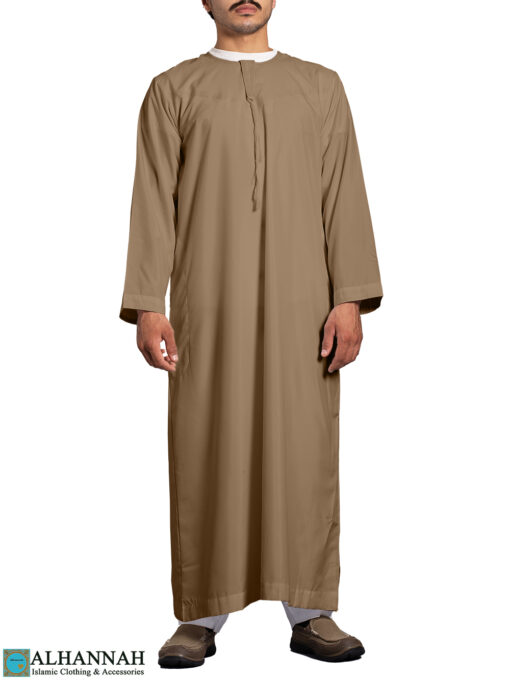 Buy Classic Men's Middle Eastern Thobe & Dishdasha | Alhannah Islamic ...
