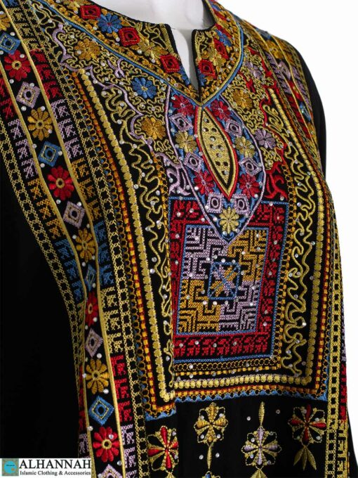 Floral Embroidered Fellah Thobe - Close up th813