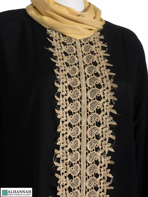 Black Abaya with Lace Trim Close-Up ab880